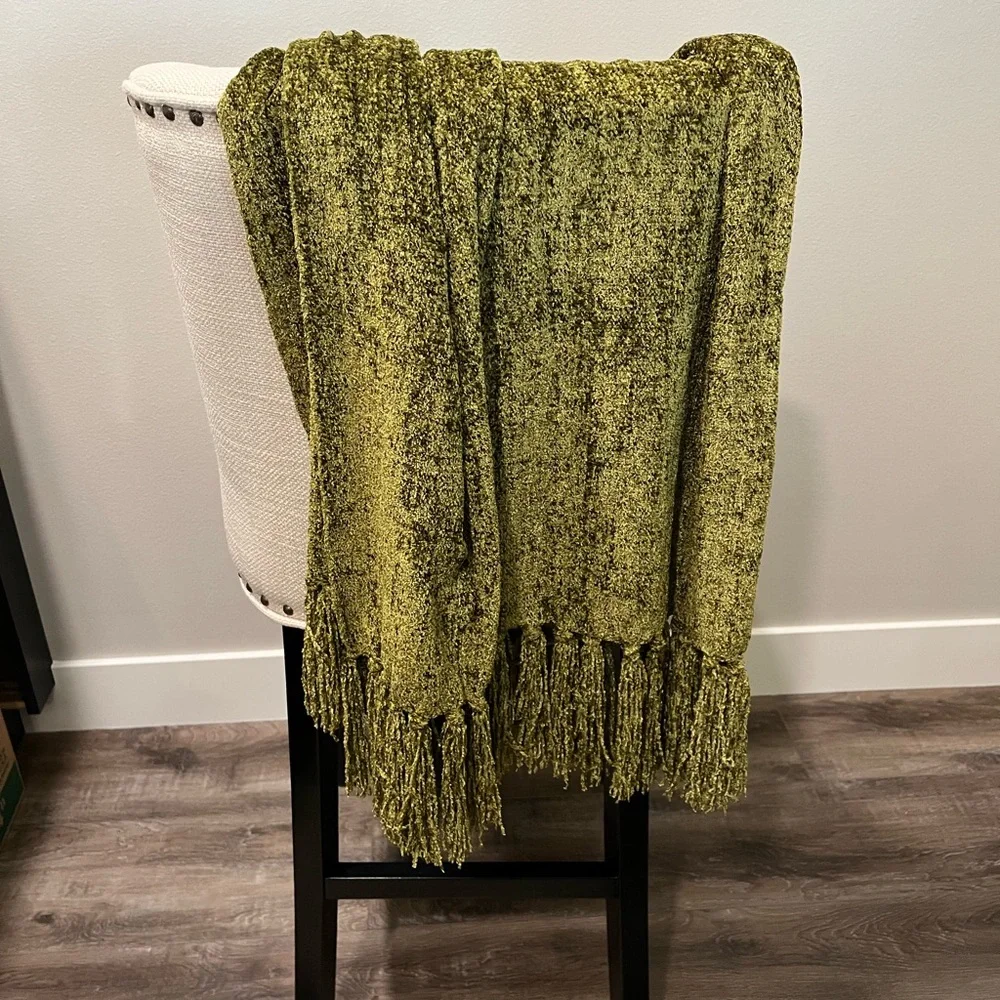 NEW Pier 1 Moss Green Chenille Throw Blanket